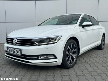 Volkswagen Passat SEDAN
