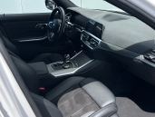BMW 330 PHEV M Sport X-DRIVE